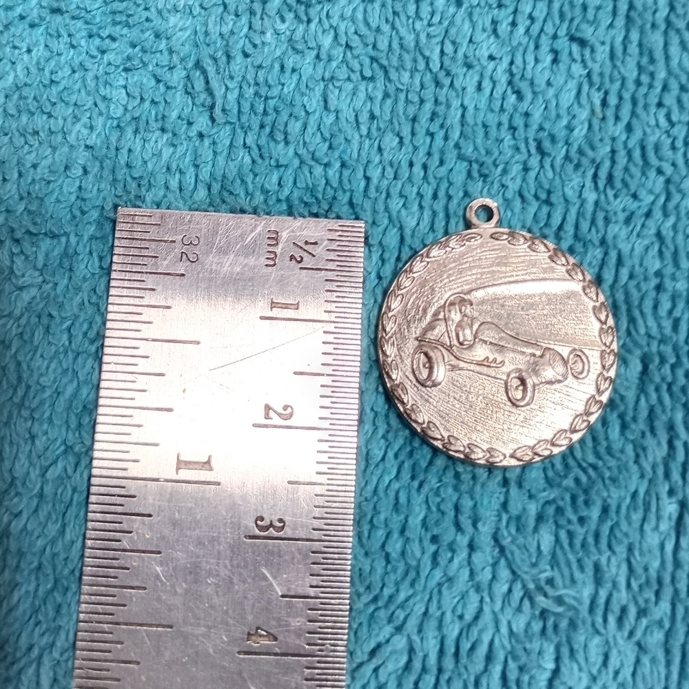 Vintage Silvertone Racing Car Pendant - Picture 2 of 3